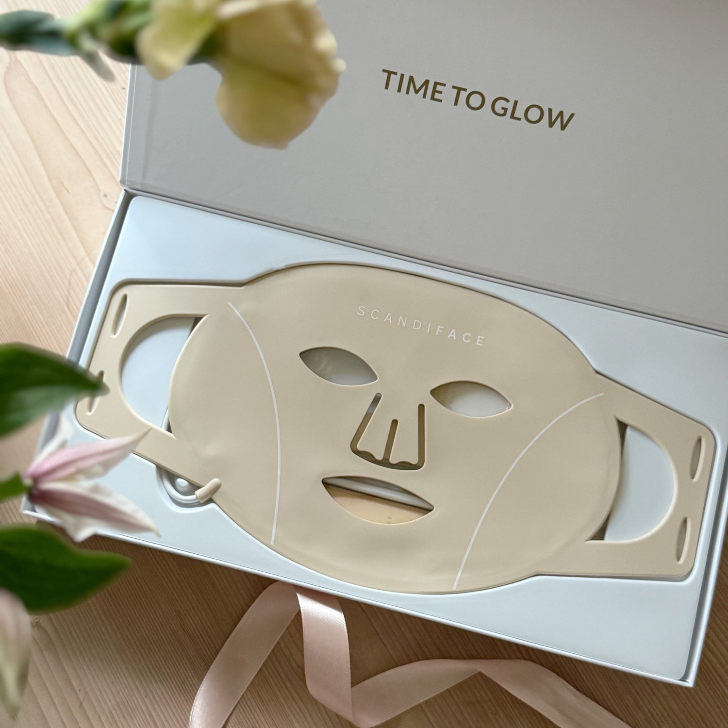 Hudboostende LED-maske